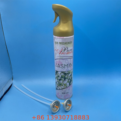 A válvula de spray de perfume cria uma atmosfera encantadora com delicias aromáticas
