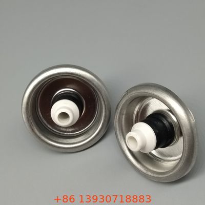 Válvula de pulverização de espuma de PU durável e de alto fluxo para instaladores de isolamento profissionais com design anti-obstrução e agarre ergonômico.