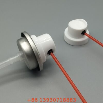 Válvula limpadora de carburador em aerossol compatível com atuadores de tubo de extensão