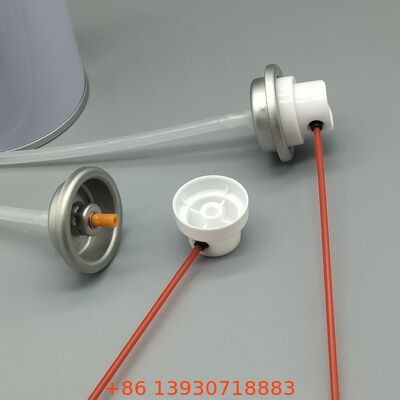 Válvula limpadora de carburador em aerossol compatível com atuadores de tubo de extensão