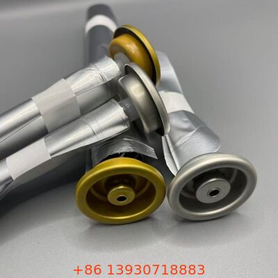 Saco de aerossol feminino na válvula para loções e sprays sanitários e cuidados pessoais