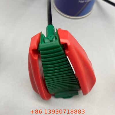 Atuador de gatilho dobrável para latas de aerossol projetado para produtos de limpeza multiuso